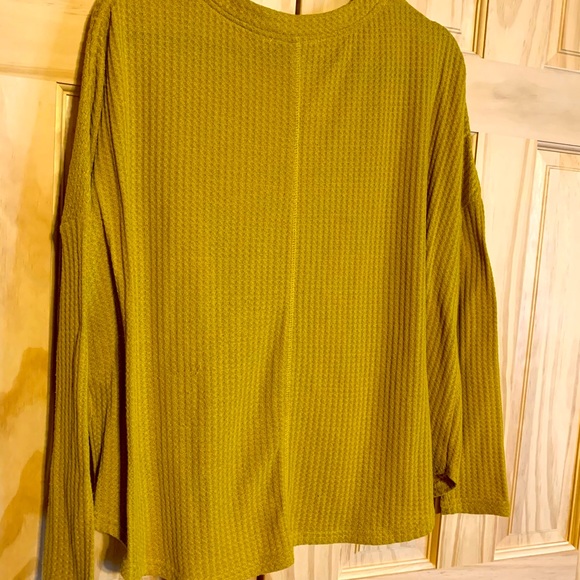 The perfect mustard colored waffle cardigan - Picture 4 of 4